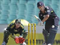 Eng powers to 333/6 in 6th ODI vs Aus Eng powers to 333/6 in 6th ODI vs Aus