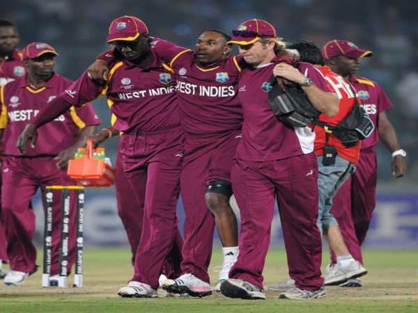 Injured Dwayne Bravo out of World Cup Injured Dwayne Bravo out of World Cup