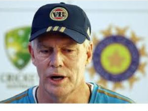 Greg Chappell bats for DRS Greg Chappell bats for DRS