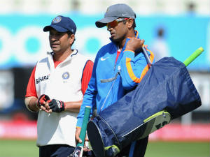 Missed being at Dravid's event: Sachin Missed being at Dravid's event: Sachin
