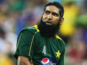 Yousuf lands in a controversy Yousuf lands in a controversy