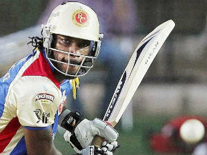 IPL: RCB Vs CSK clash records highest 6s IPL: RCB Vs CSK clash records highest 6s