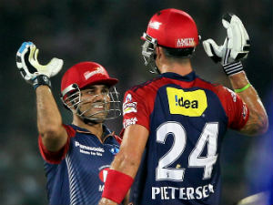 Record for Sehwag in Delhi's easy win Record for Sehwag in Delhi's easy win
