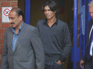 Aamer attends counselling session Aamer attends counselling session