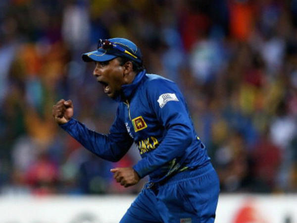 Sri Lanka edge Pakistan to reach final Sri Lanka edge Pakistan to reach final