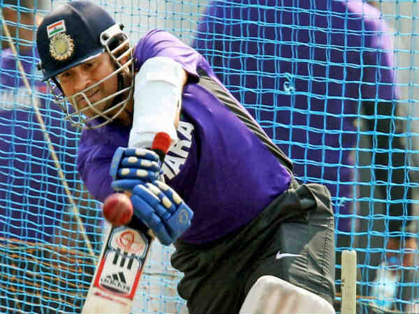 Sachin Tendulkar completes 34,000 runs Sachin Tendulkar completes 34,000 runs