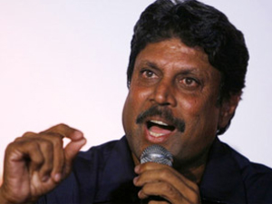 Kapil Dev takes a dig at Ganguly Kapil Dev takes a dig at Ganguly
