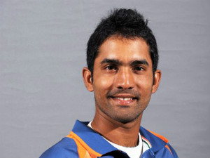 Dinesh Karthik fined for showing dissent Dinesh Karthik fined for showing dissent