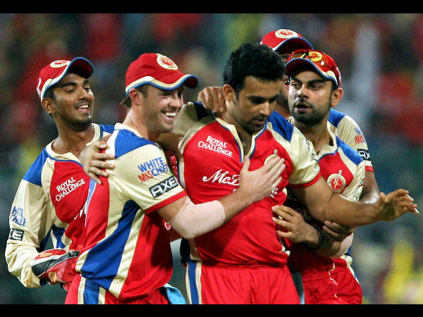Kohli keeps RCB's playoff hopes alive Kohli keeps RCB's playoff hopes alive