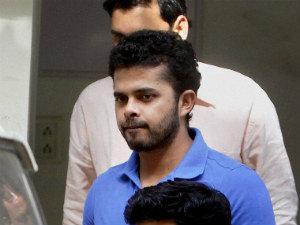 Court rejects bail to Sreesanth Court rejects bail to Sreesanth