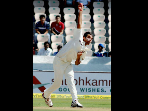 Indian bowlers struggle again Indian bowlers struggle again