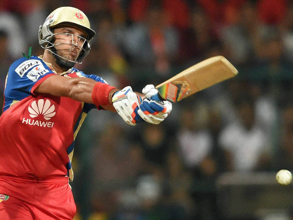 Yuvraj batted like superstar: Pietersen Yuvraj batted like superstar: Pietersen