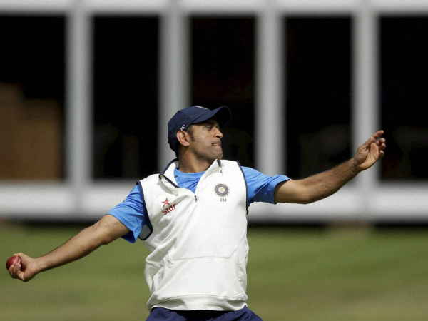 BCCI blasts Dhoni for backing Fletcher BCCI blasts Dhoni for backing Fletcher