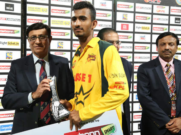 Bijapur Bulls reach semis with big win Bijapur Bulls reach semis with big win