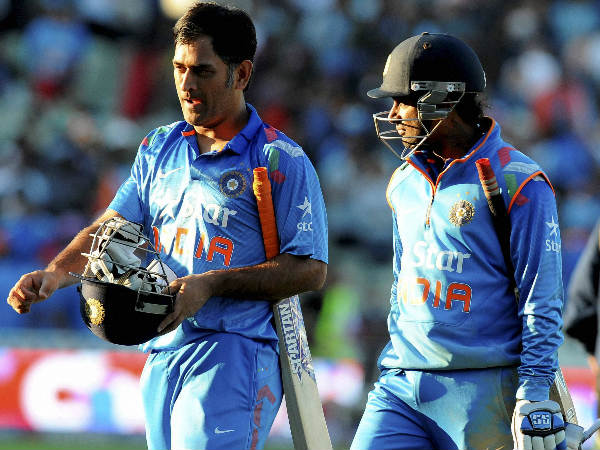 Dhoni defends decision to refuse singles Dhoni defends decision to refuse singles